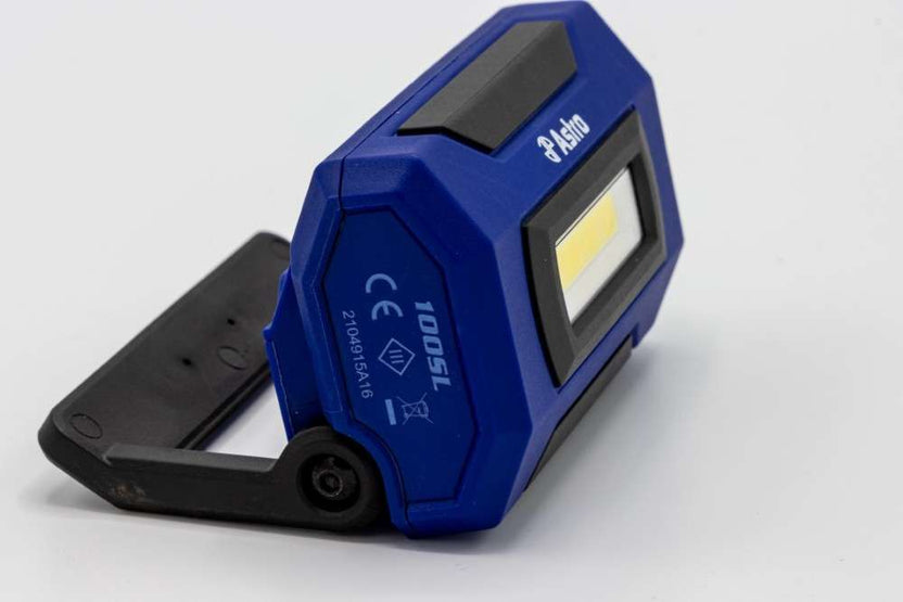 Astro 100SL 1000 Lumens LED Light Main image