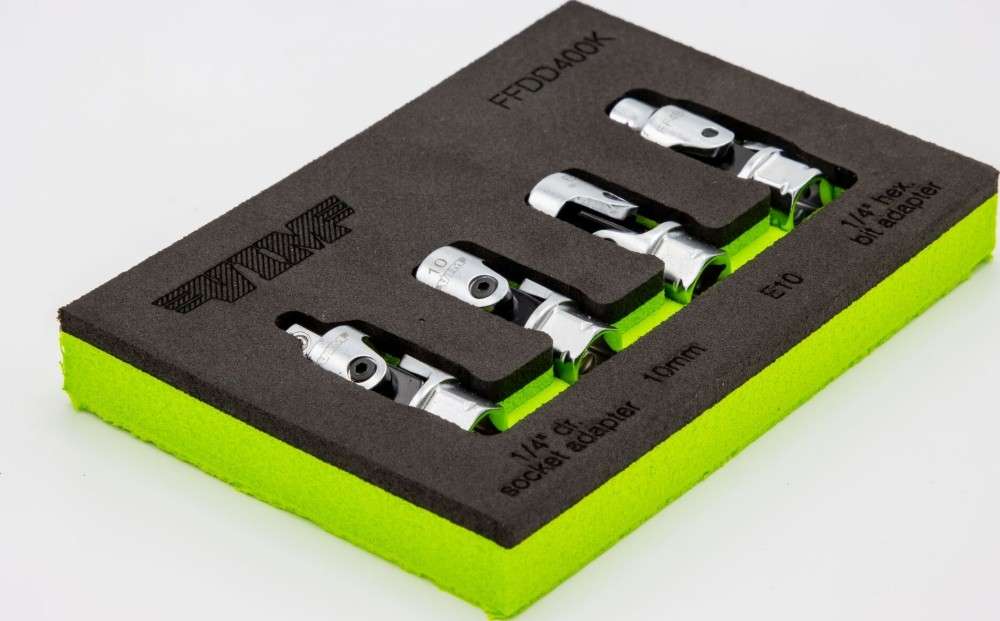 4 PC. FIRM FLEX DUAL DRIVE 1/4'' X 11M UJ KIT Main image